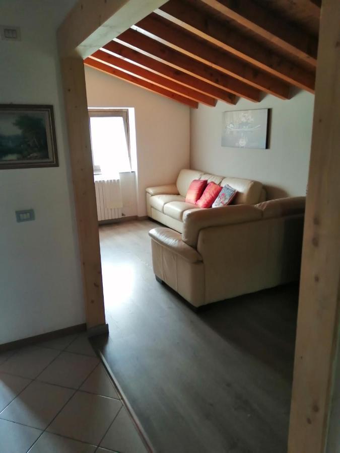 Casa Vacanze La Ca Del Cunfec Sondrio Eksteriør bilde